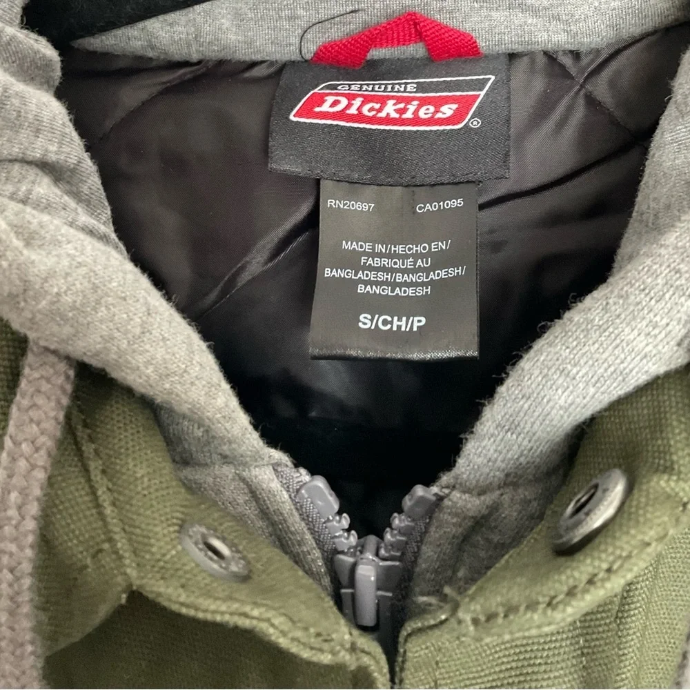 Dickies Green Bomber Jacket with Utility Style